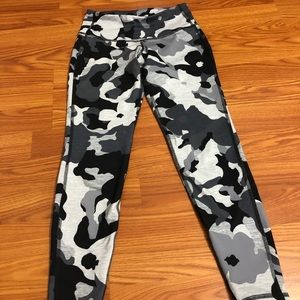 camouflage workout leggings